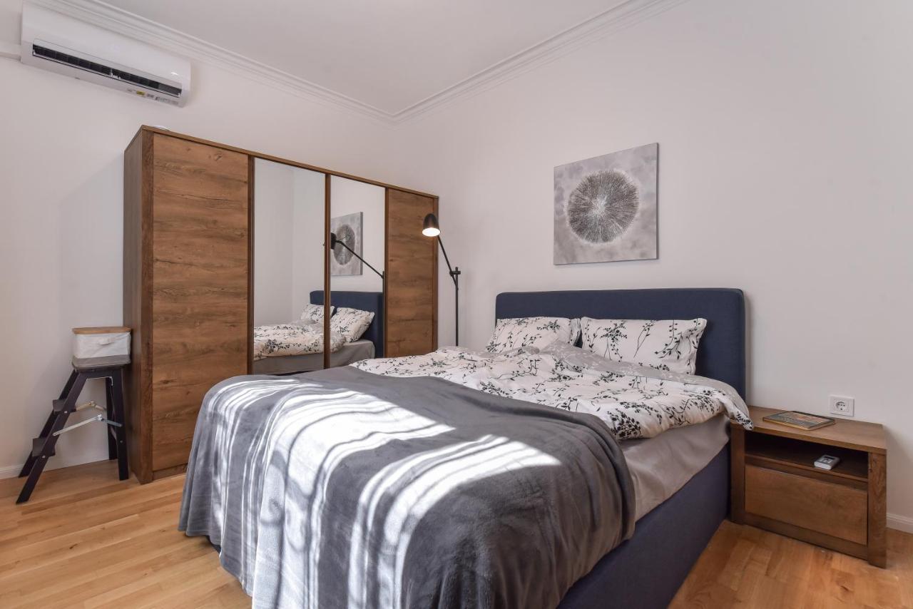 Cosy & Renovated 2Bd Flat Near Vitoshka By Flat Mаnager Διαμέρισμα Σόφια Εξωτερικό φωτογραφία
